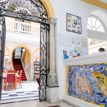 Boutique Cortes De Готель 3*