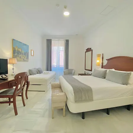 Hotel Cortes De 3*