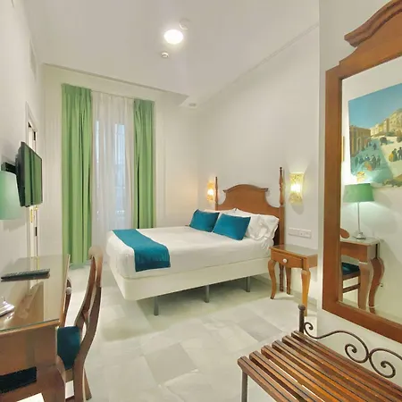 Cortes De Hotel 3*