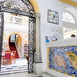 Boutique Cortes De Hotel 3*