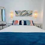 Hotel Boutique Cortes De 3*
