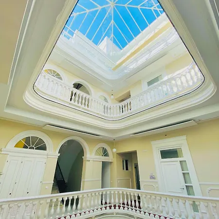 Boutique Cortes De Hotel