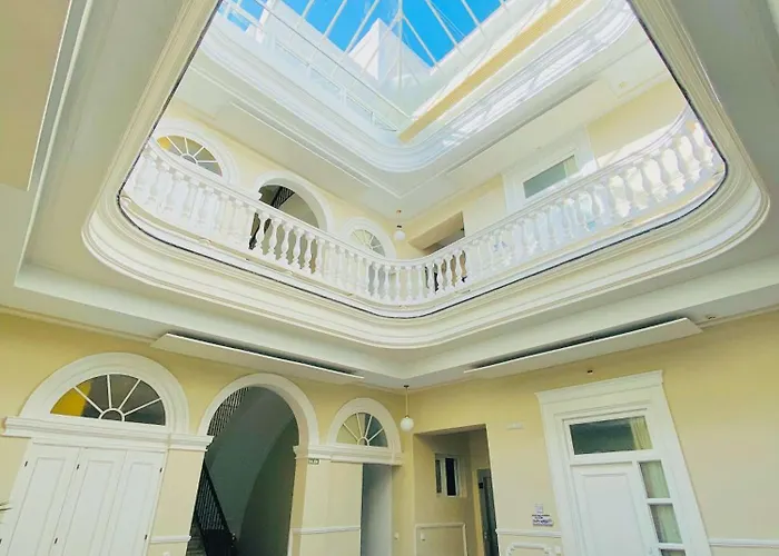 Boutique Cortes De Hotel