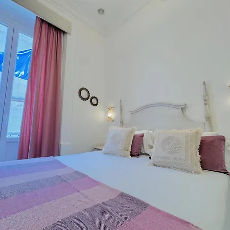 Boutique Cortes De מלון 3*
